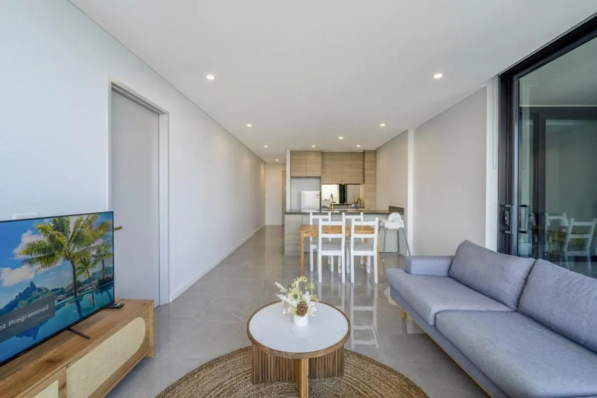 아파트 Coast & Sky - Lv 49 Private Beachfront Luxury Suite In Ocean By Meriton 골드코스트 오스트레일리아